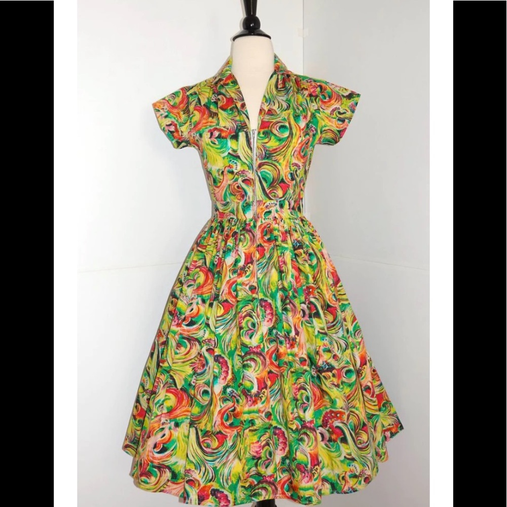 NWT Kelly dress in proud peacock print